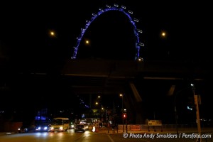 SINGAPORE FLYER AT NIGHT