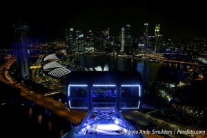 SINGAPORE FLYER AT NIGHT