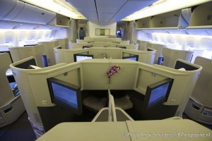 CATHAY PACIFIC NEW CABIN LAYOUT BOEING 777-300 ER