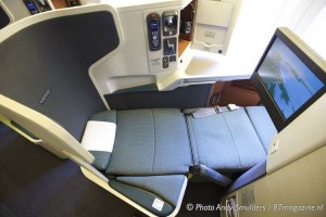 CATHAY PACIFIC NEW CABIN LAYOUT BOEING 777-300 ER