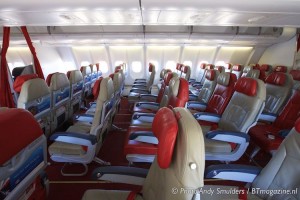 AIRASIA X LIE FLAT SEAT SPECIAL KUALA LUMPUR TO SYDNEY