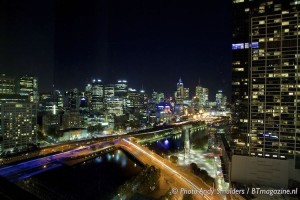 MELBOURNE CITY AT NIGHT