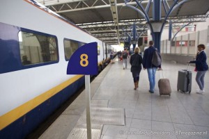 EUROSTAR TRAIN BRUSSEL LONDON BUSINESS PREMIER